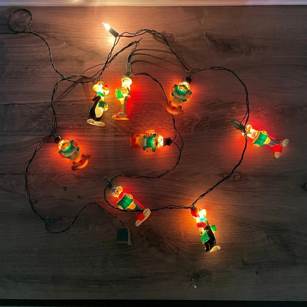 Vintage 1997 Looney Tunes Bugs Bunny Taz Sylvester Christmas Lights Set of 8